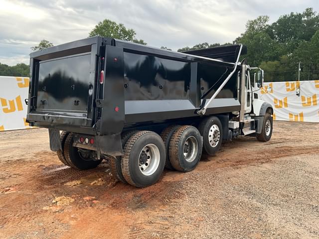 Image of Mack Granite equipment image 4