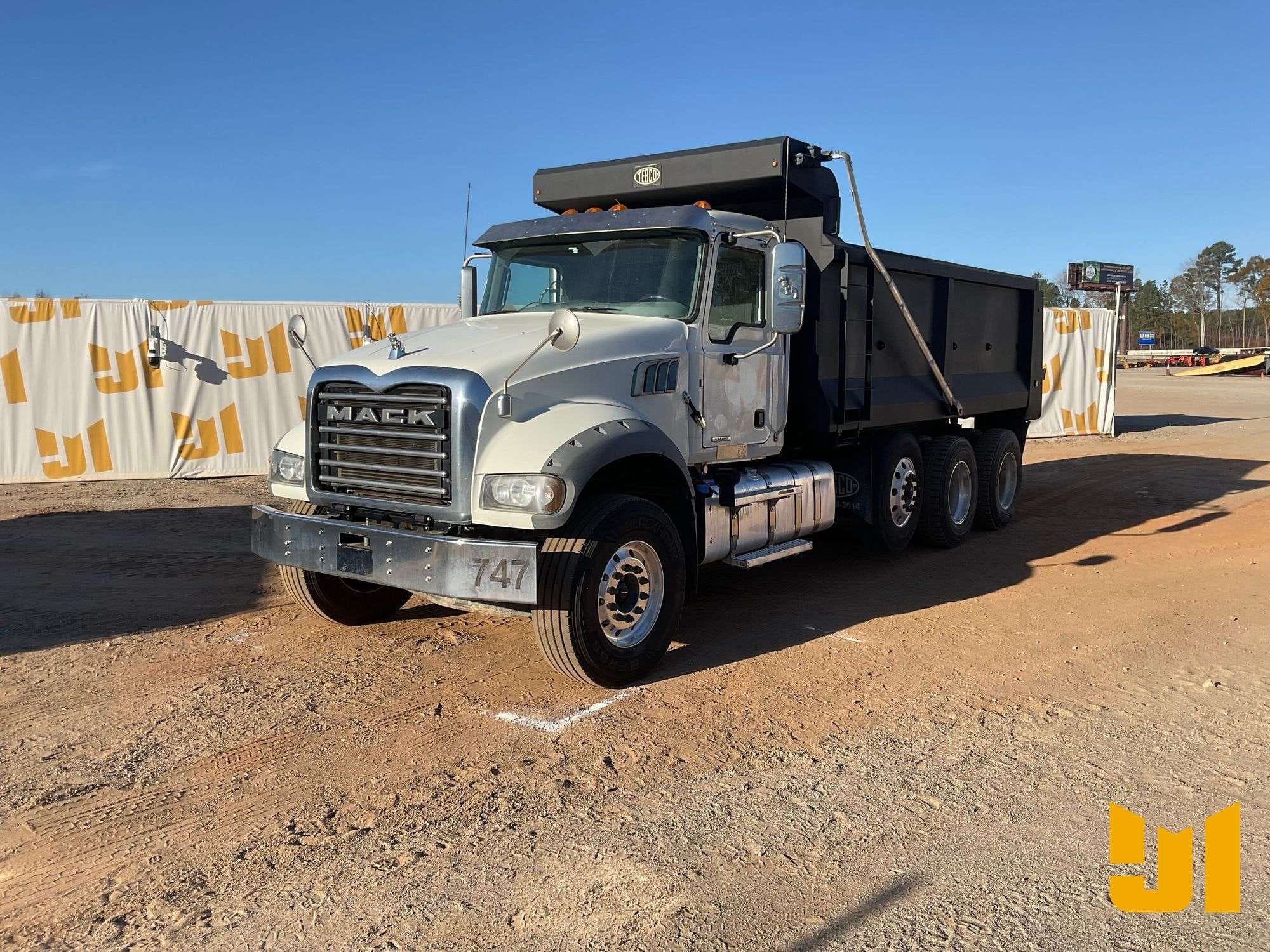 2021 Mack Granite Equipment Image0