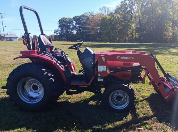 Image of Mahindra 1626 equipment image 1