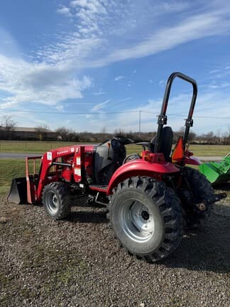 Image of Mahindra 1635 equipment image 3