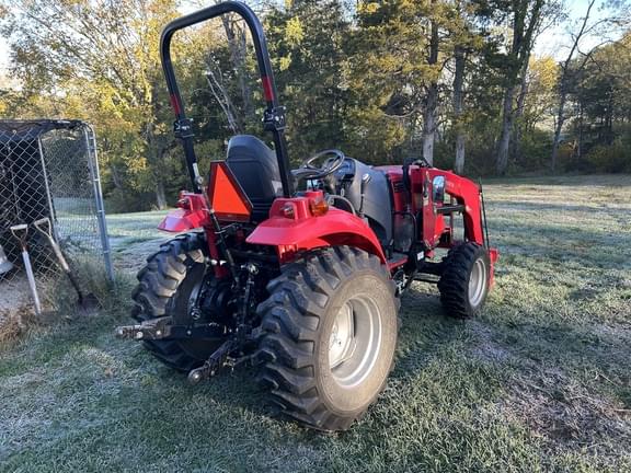 Image of Mahindra 1635 equipment image 3