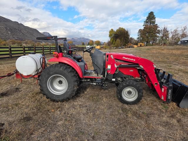 Image of Mahindra 1640 equipment image 3