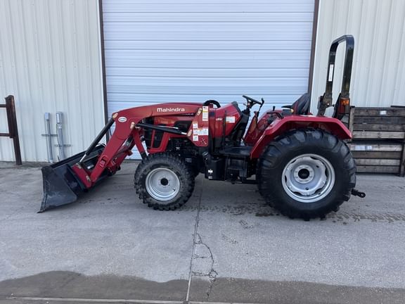 2021 Mahindra 5145 Equipment Image0