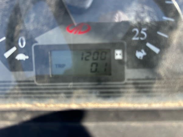 Image of Mahindra 6075 equipment image 2