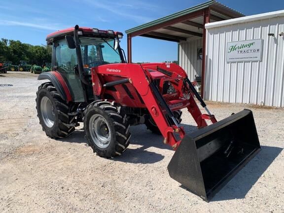 Main image Mahindra 7095