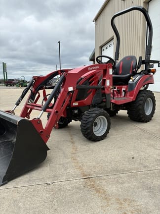 2021 Mahindra eMax 20S HST Equipment Image0