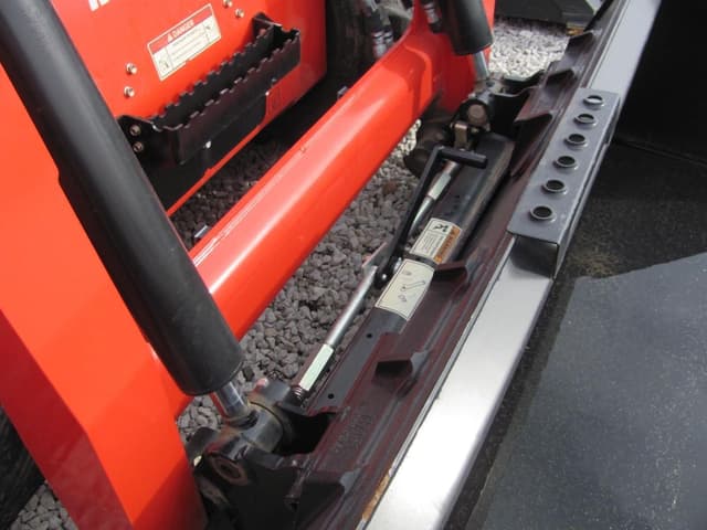 Image of Manitou 2700 V equipment image 3