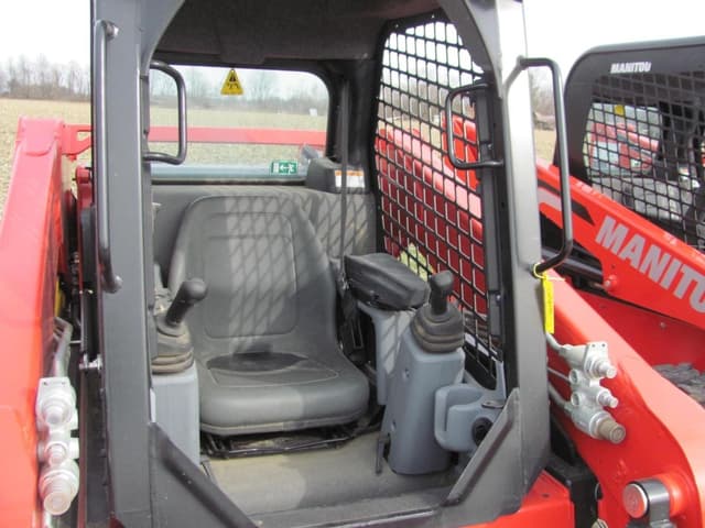 Image of Manitou 2700 V equipment image 1