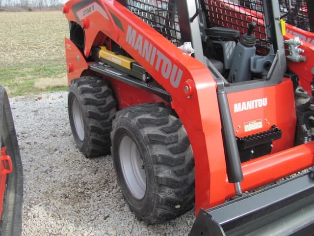 Image of Manitou 2700 V equipment image 2