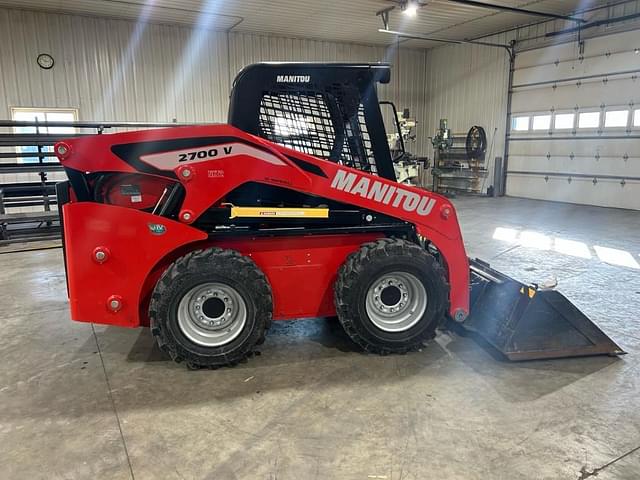 Image of Manitou 2700 V equipment image 2