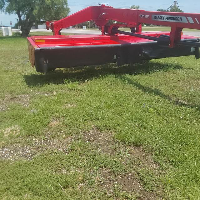 Image of Massey Ferguson 1316S equipment image 3