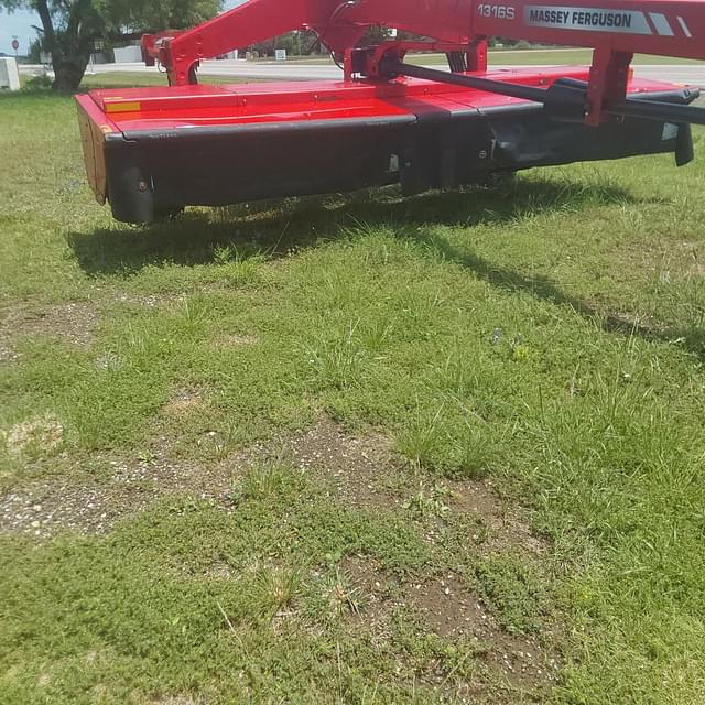 Image of Massey Ferguson 1316S equipment image 2