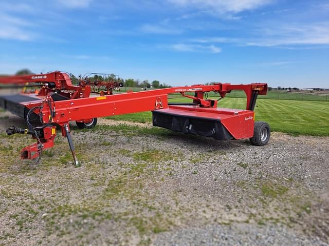 Image of Massey Ferguson 1376 equipment image 1