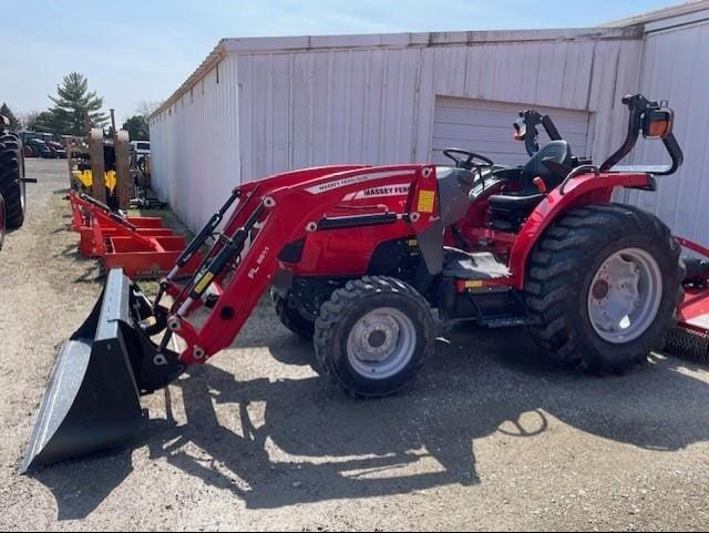 Main image Massey Ferguson 1735M