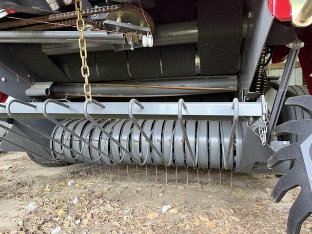 Image of Massey Ferguson Hesston 1745D equipment image 4