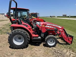 Main image Massey Ferguson 1825E 3