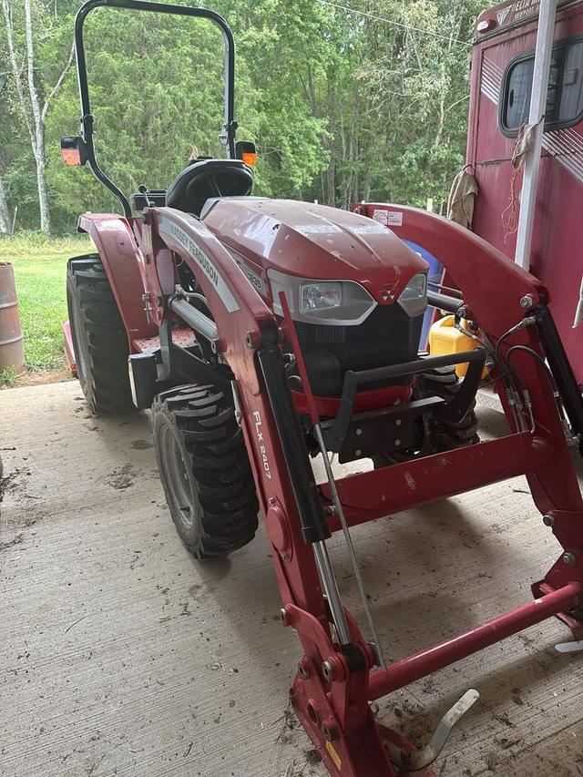 Image of Massey Ferguson 1835E equipment image 1