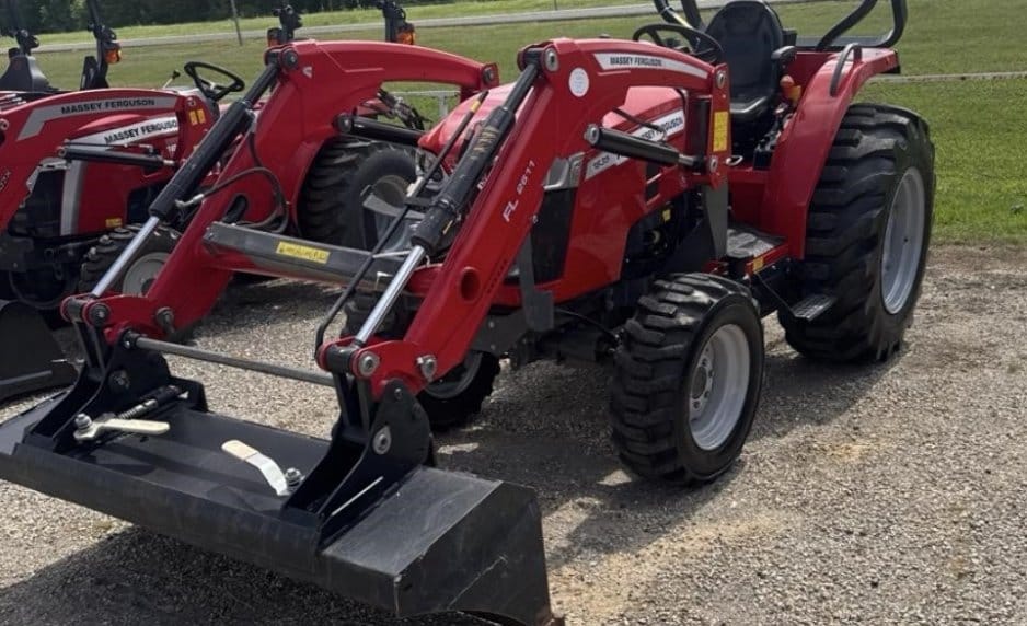 2021 Massey Ferguson 1835M Equipment Image0