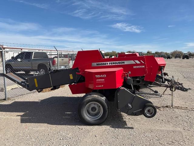 Image of Massey Ferguson 1840 equipment image 4