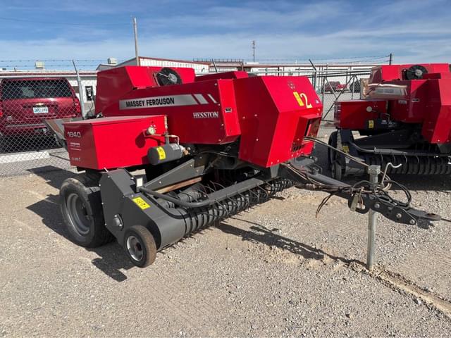 Image of Massey Ferguson 1840 equipment image 3