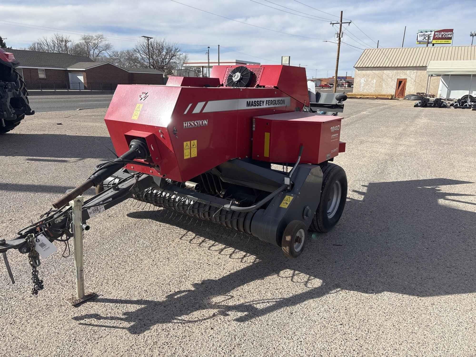 2021 Massey Ferguson 1840 Equipment Image0