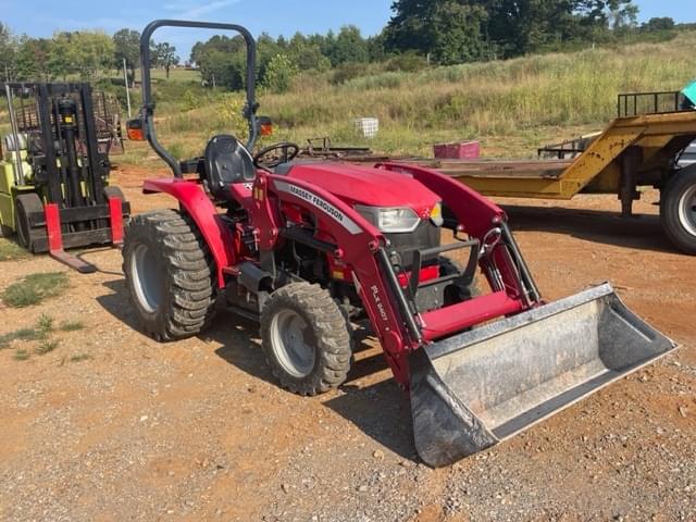 Image of Massey Ferguson 1840E equipment image 1