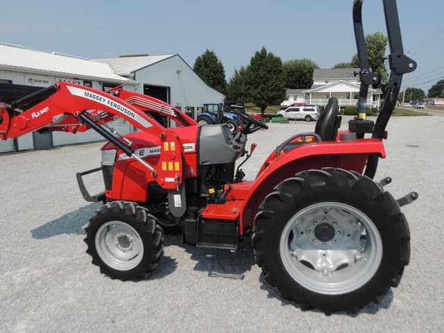 Image of Massey Ferguson 1840E equipment image 1