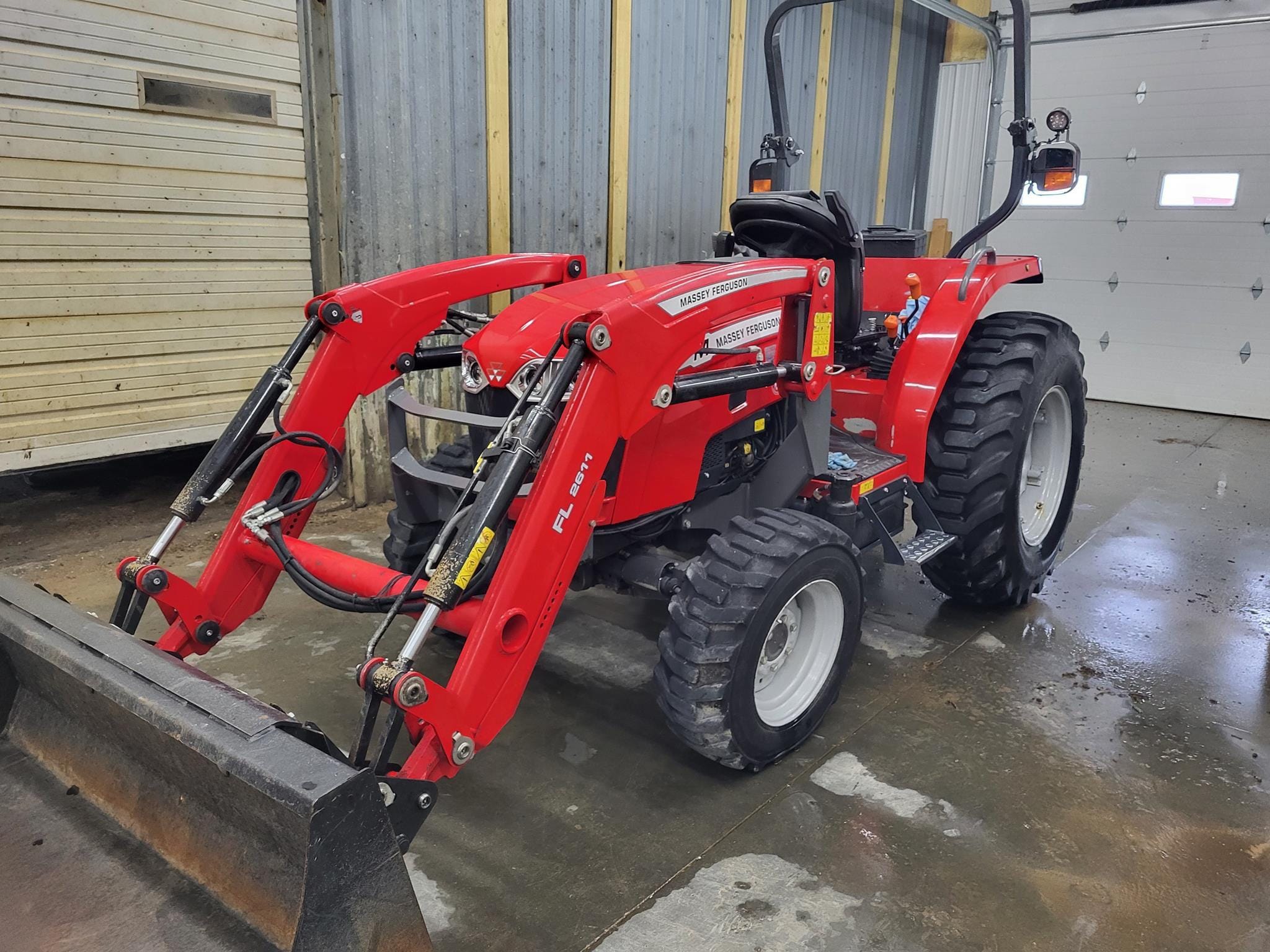 Main image Massey Ferguson 1840M