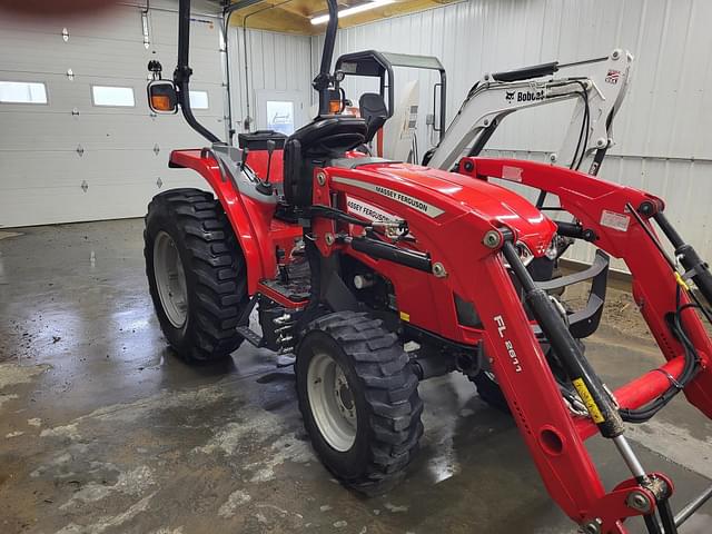 Image of Massey Ferguson 1840M equipment image 1