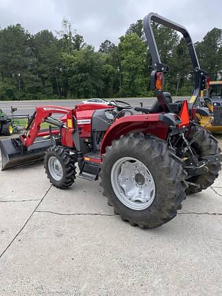 Image of Massey Ferguson 1840M equipment image 3