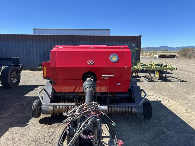 Image of Massey Ferguson 1844S equipment image 2