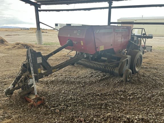 Image of Massey Ferguson 1844S Primary image