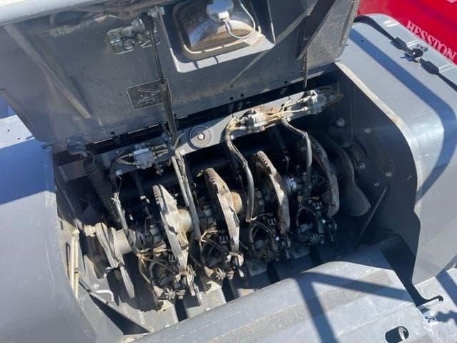 Image of Massey Ferguson 2250 equipment image 2