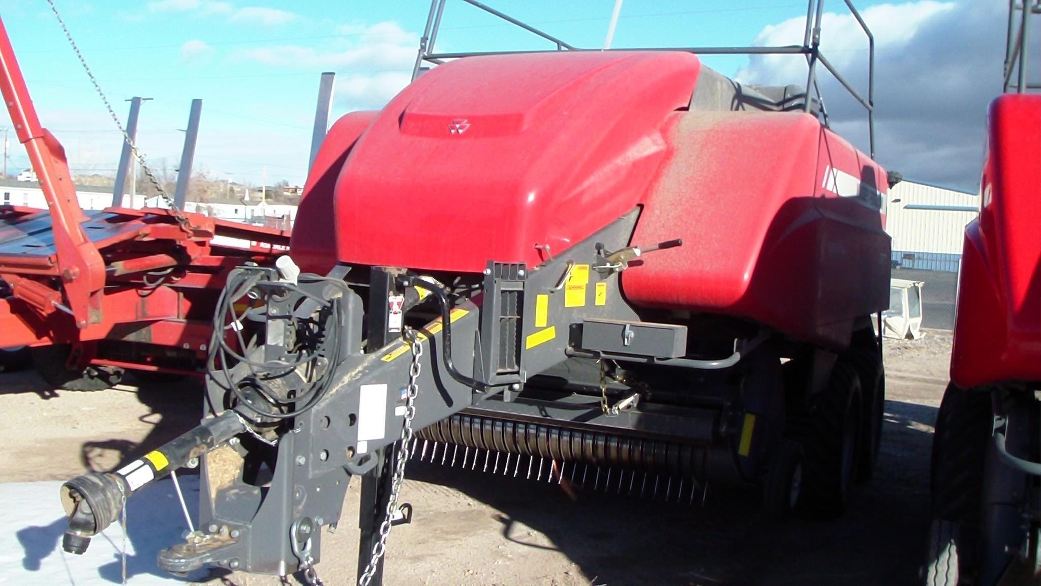 2021 Massey Ferguson 2270 Equipment Image0