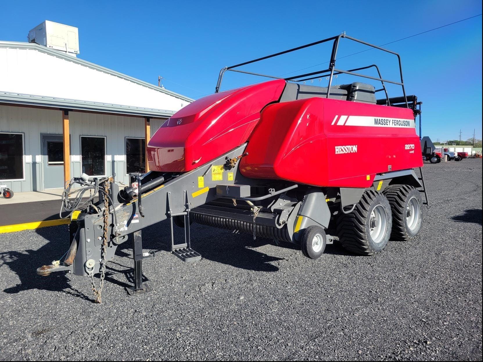 2021 Massey Ferguson 2270 Equipment Image0