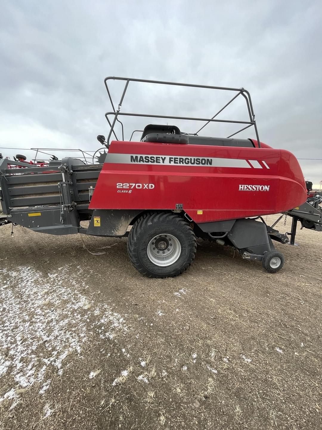 Image of Massey Ferguson 2270XD Primary image