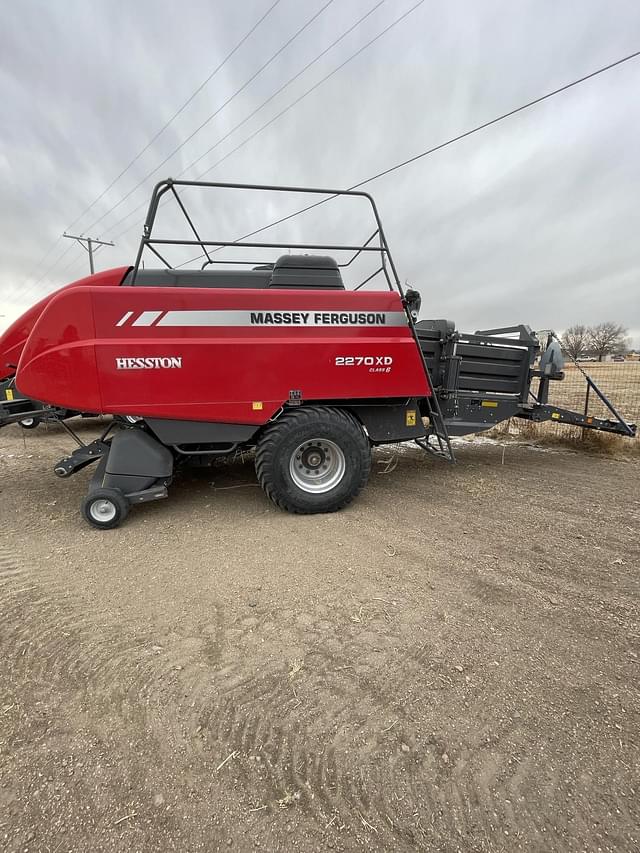 Image of Massey Ferguson 2270XD equipment image 1