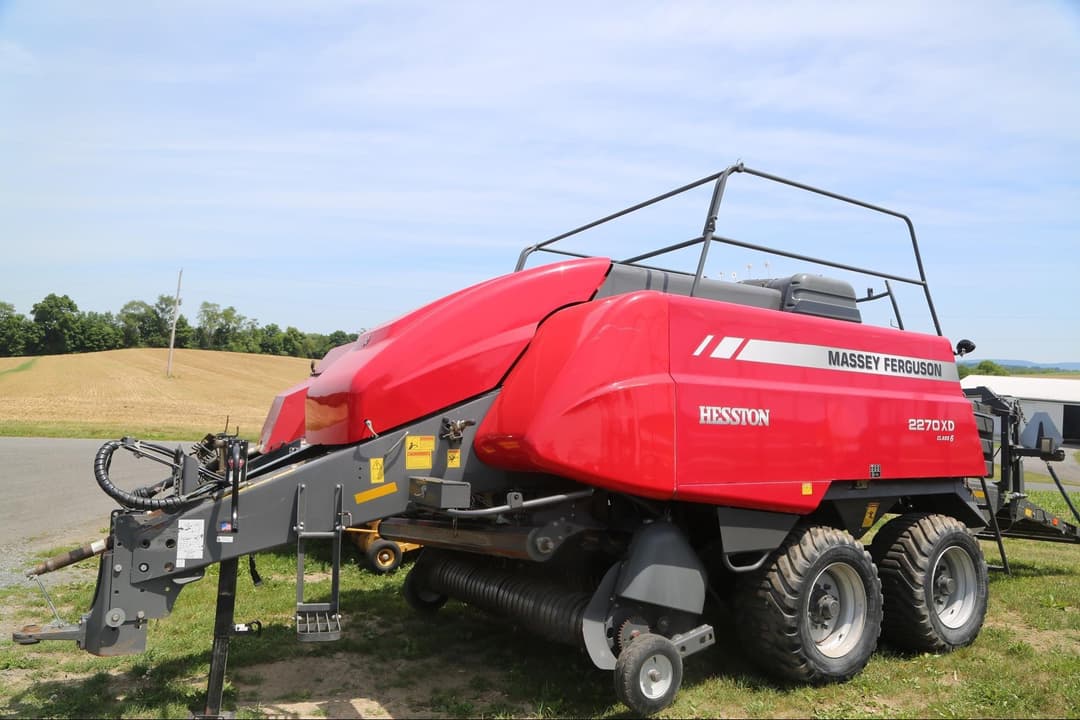 Image of Massey Ferguson 2270XD Primary image