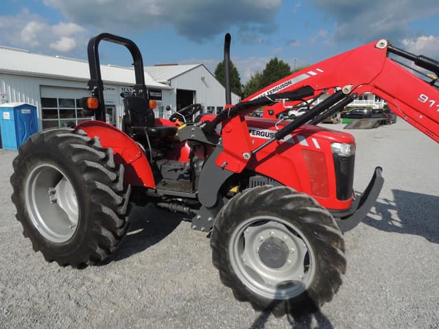 Image of Massey Ferguson 2607H equipment image 3