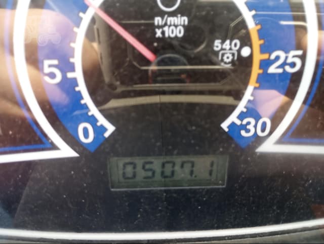 Image of Massey Ferguson 2850E equipment image 4