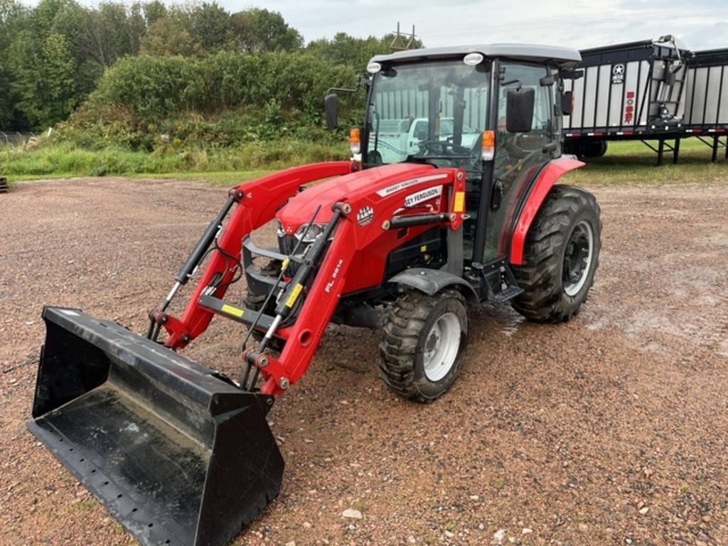 2021 Massey Ferguson 2850M Equipment Image0