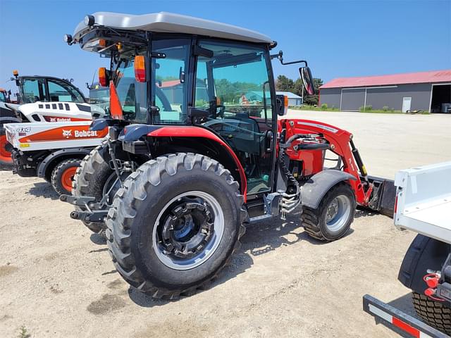 Image of Massey Ferguson 2850M equipment image 1