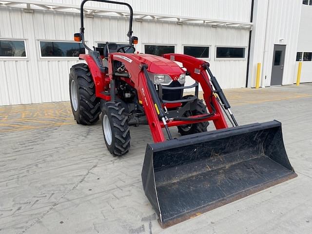 Image of Massey Ferguson 2860E equipment image 1