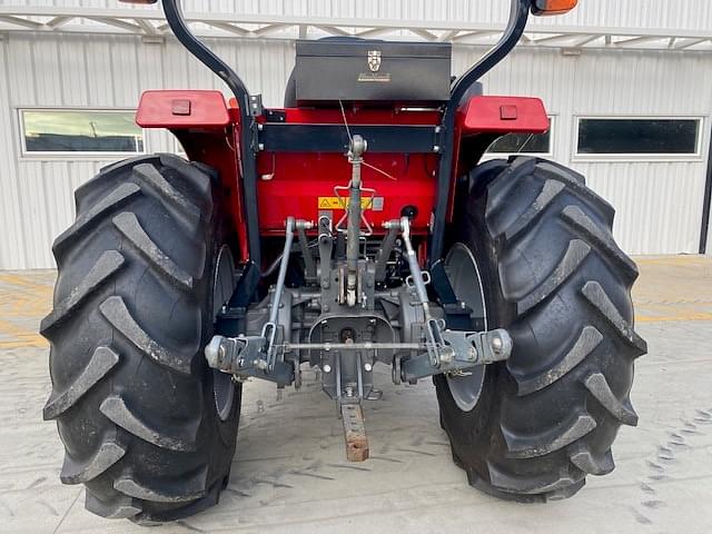 Image of Massey Ferguson 2860E equipment image 3