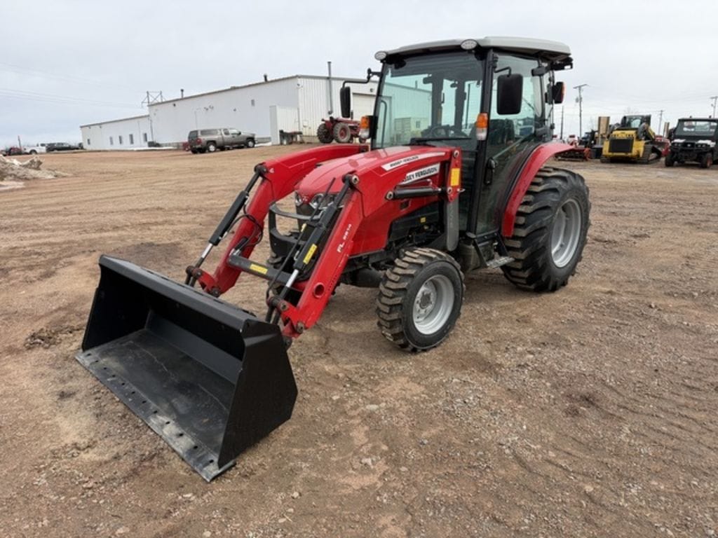 2021 Massey Ferguson 2860M Equipment Image0