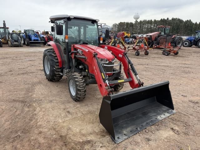Image of Massey Ferguson 2860M equipment image 2