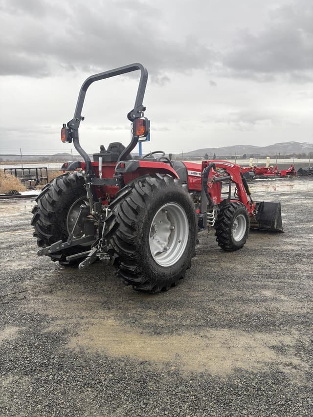 Image of Massey Ferguson 2860M equipment image 4
