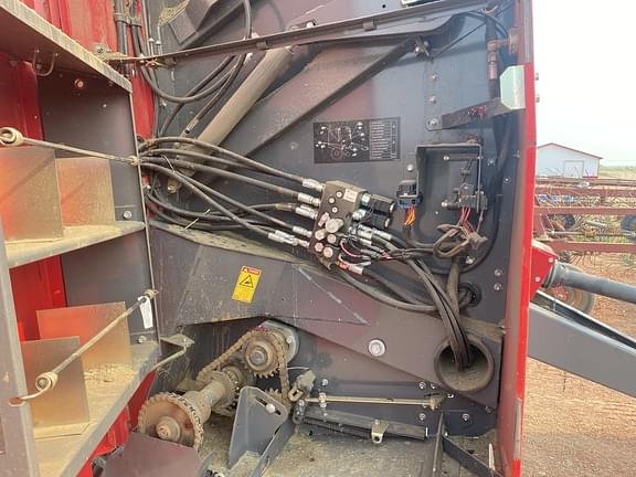 Image of Massey Ferguson 2956A equipment image 3
