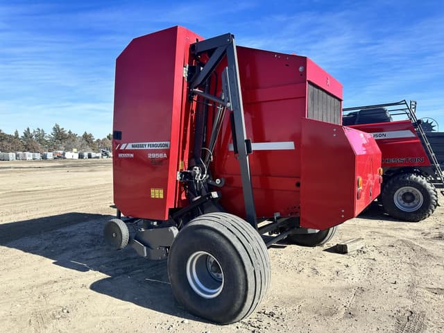 Image of Massey Ferguson 2956A equipment image 1