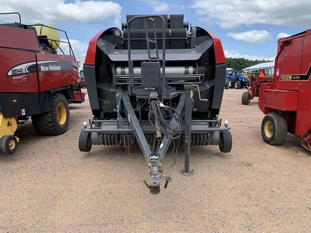 Image of Massey Ferguson RB4160V equipment image 4